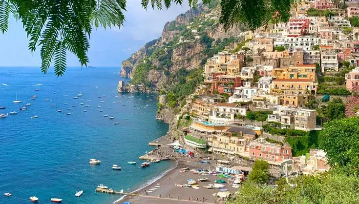 Scenic view of a coastal town in Italy.